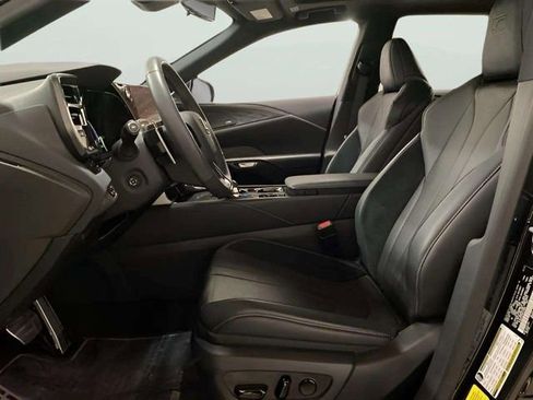 Used 2024 Lexus RX 500h F Sport w/ Convenience Package image 16
