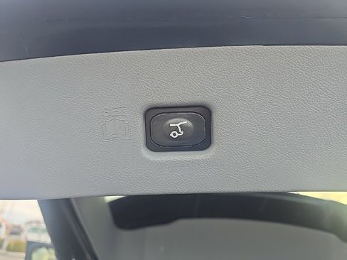 Used 2022 Lincoln Nautilus Reserve w/ Equipment Group 202A image 20