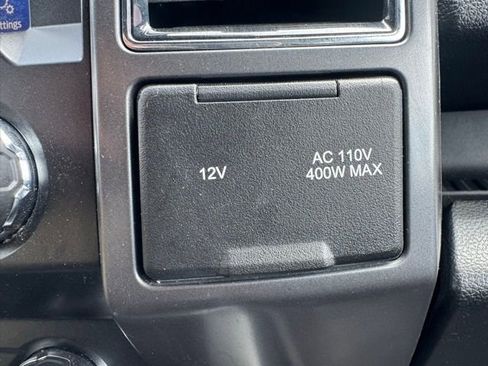 Used 2019 Ford F150 XLT w/ Equipment Group 302A Luxury AWD/4WD image 39