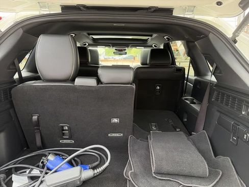 Certified 2024 MAZDA CX-90 Plug-In Hybrid w/ Premium Plus AWD/4WD image 24