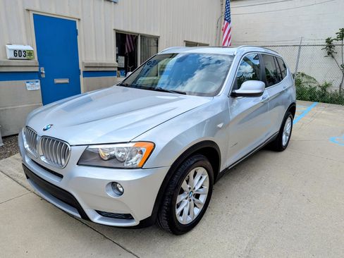 Used 2013 BMW X3 xDrive28i AWD/4WD image 1