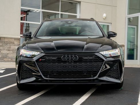 Used 2022 Audi RS 6 AWD/4WD image 4