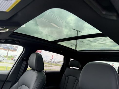 New 2025 Audi Q7 3.0T Prestige image 12