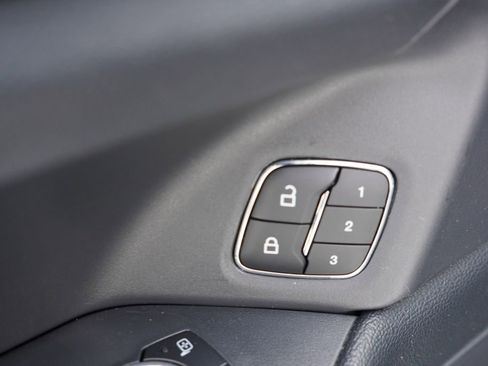 Certified 2024 Ford Expedition Max XLT image 26