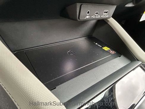 Used 2025 Subaru Forester Limited image 21