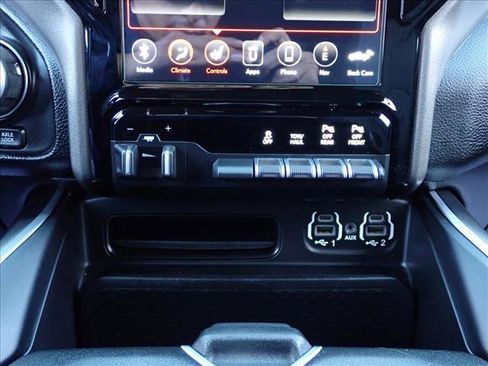 Used 2020 RAM 1500 Big Horn AWD/4WD image 19