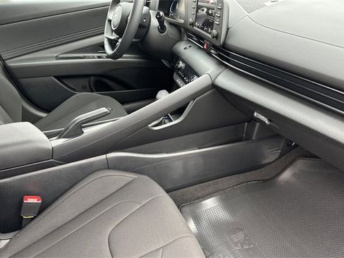 New 2026 Hyundai Elantra Sport image 15