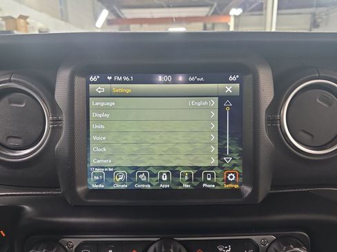 Used 2021 Jeep Wrangler Unlimited Sahara image 21