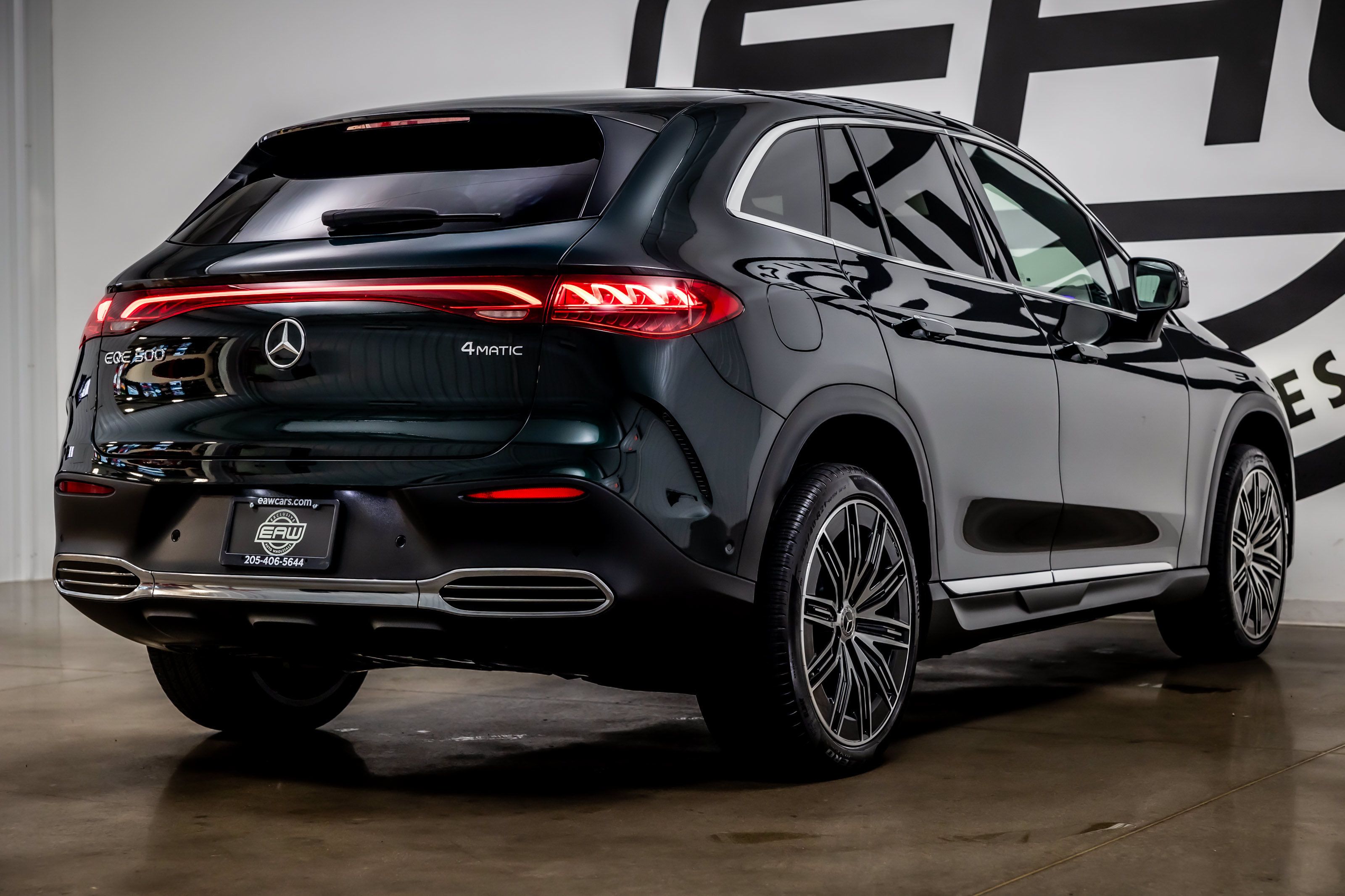 Used 2023 Mercedes-Benz EQE 500 4MATIC SUV image 33
