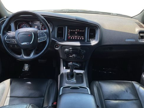 Used 2020 Dodge Charger SXT w/ Leather Interior Group RWD image 10
