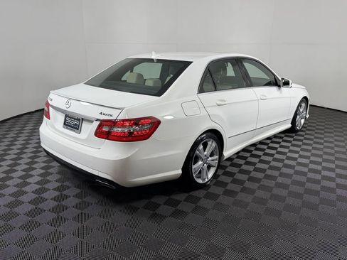 Used 2013 Mercedes-Benz E 350 4MATIC Sedan image 8