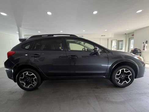 Used 2016 Subaru Crosstrek 2.0i Limited AWD/4WD image 8