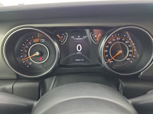 Used 2023 Jeep Wrangler Unlimited Sport AWD/4WD image 18