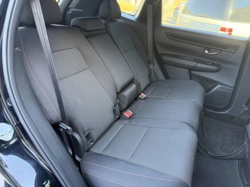 Used 2025 Honda CR-V Sport image 17