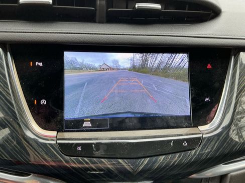 Used 2023 Cadillac XT6 Premium Luxury image 19