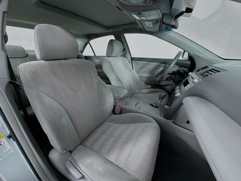 Used 2011 Toyota Camry LE w/ LE Extra-Value Pkg image 25