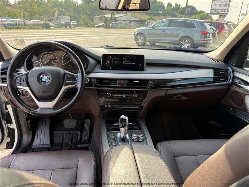 Used 2016 BMW X5 xDrive40e w/ Premium Package AWD/4WD image 9