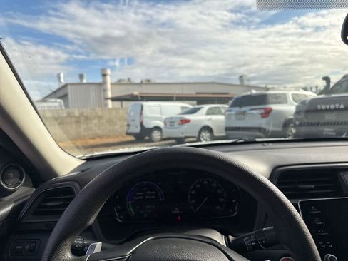 Used 2019 Honda Insight EX image 24