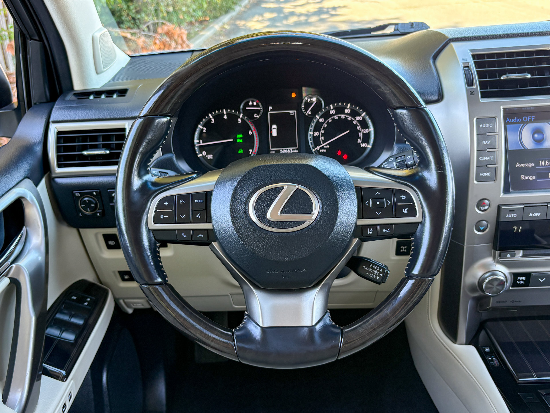 Used 2021 Lexus GX 460 Premium w/ Premium Package AWD/4WD image 12