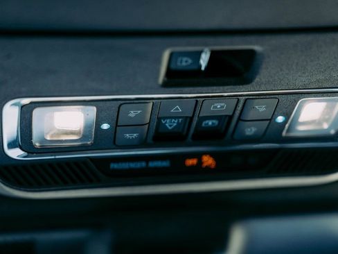 Used 2024 Ford F150 Lariat image 18