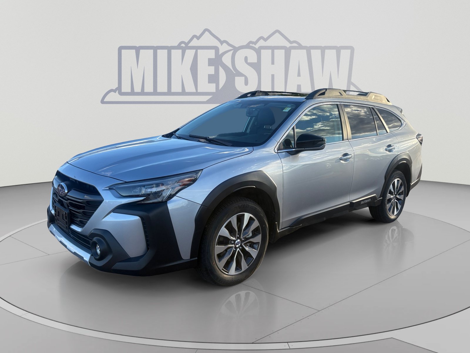 Used 2025 Subaru Outback Limited XT w/ Tech Package 3 AWD/4WD image 1