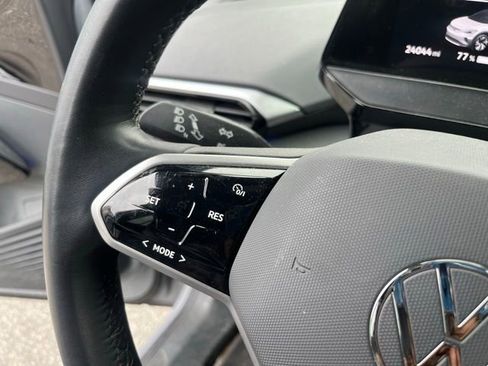 Used 2022 Volkswagen ID.4 Pro image 33