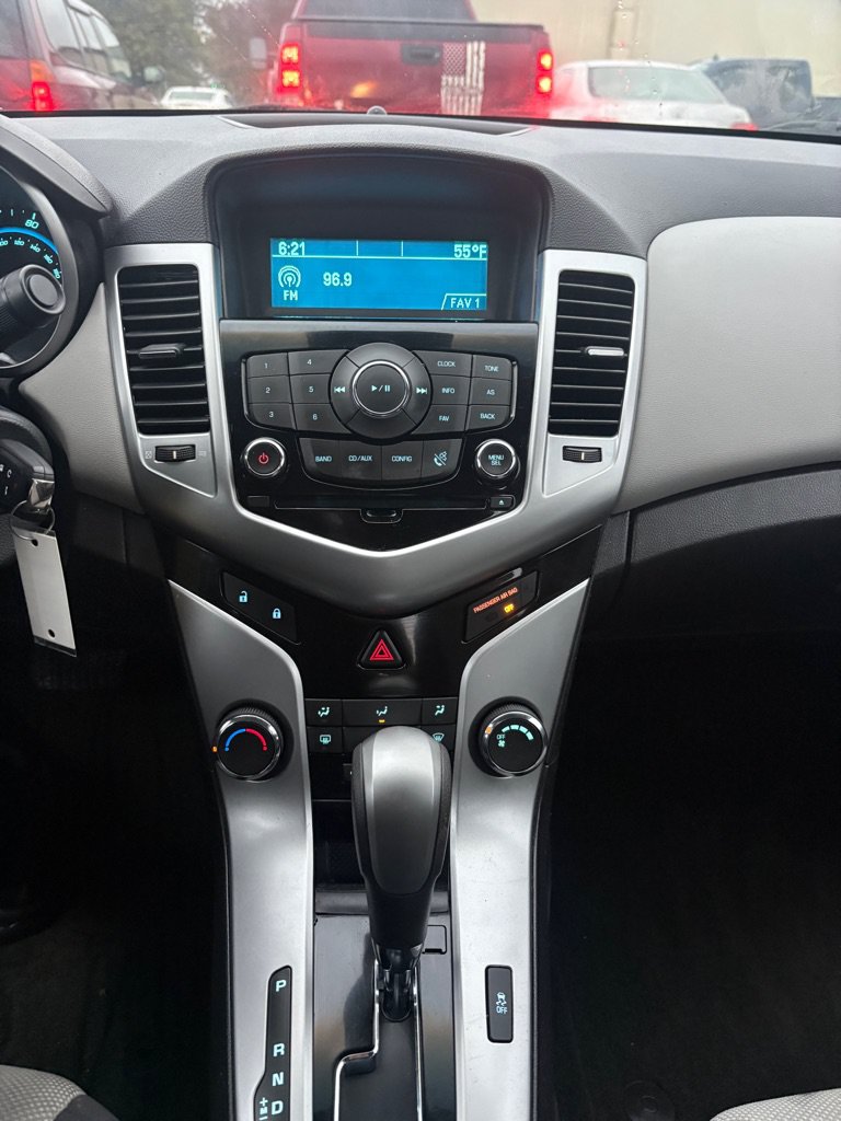 Used 2012 Chevrolet Cruze LS w/ Connectivity Package FWD image 15