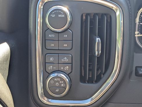 Certified 2023 GMC Sierra 2500 Denali w/ Denali Ultimate Package image 9