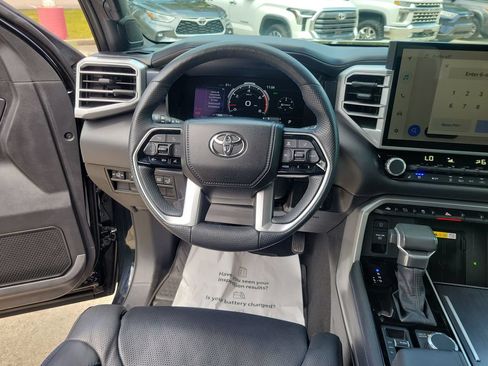 Used 2023 Toyota Tundra Platinum AWD/4WD image 17