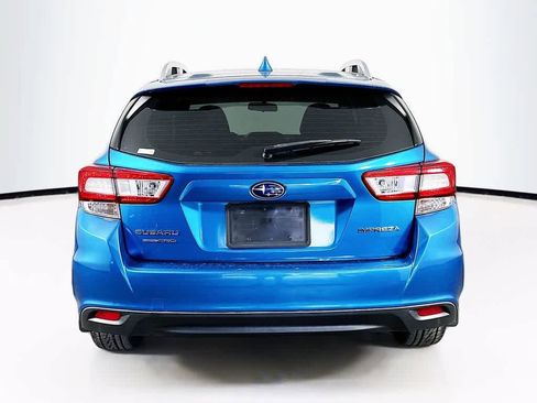 Used 2018 Subaru Impreza 2.0i Premium image 5