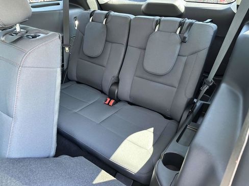 Used 2025 Ford Explorer Active image 14