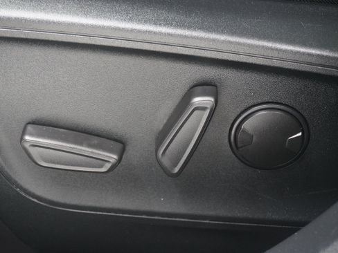 Used 2020 Ford Escape SE FWD image 15