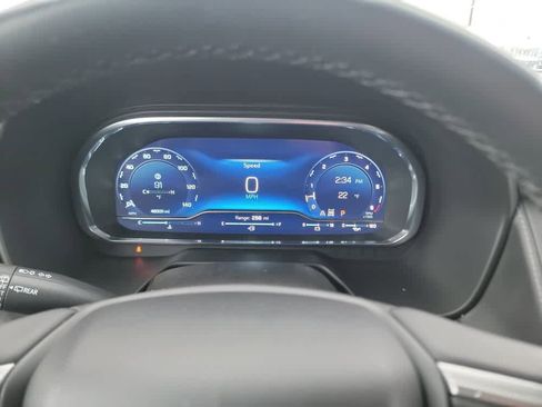 Certified 2024 Chevrolet Tahoe LT image 14