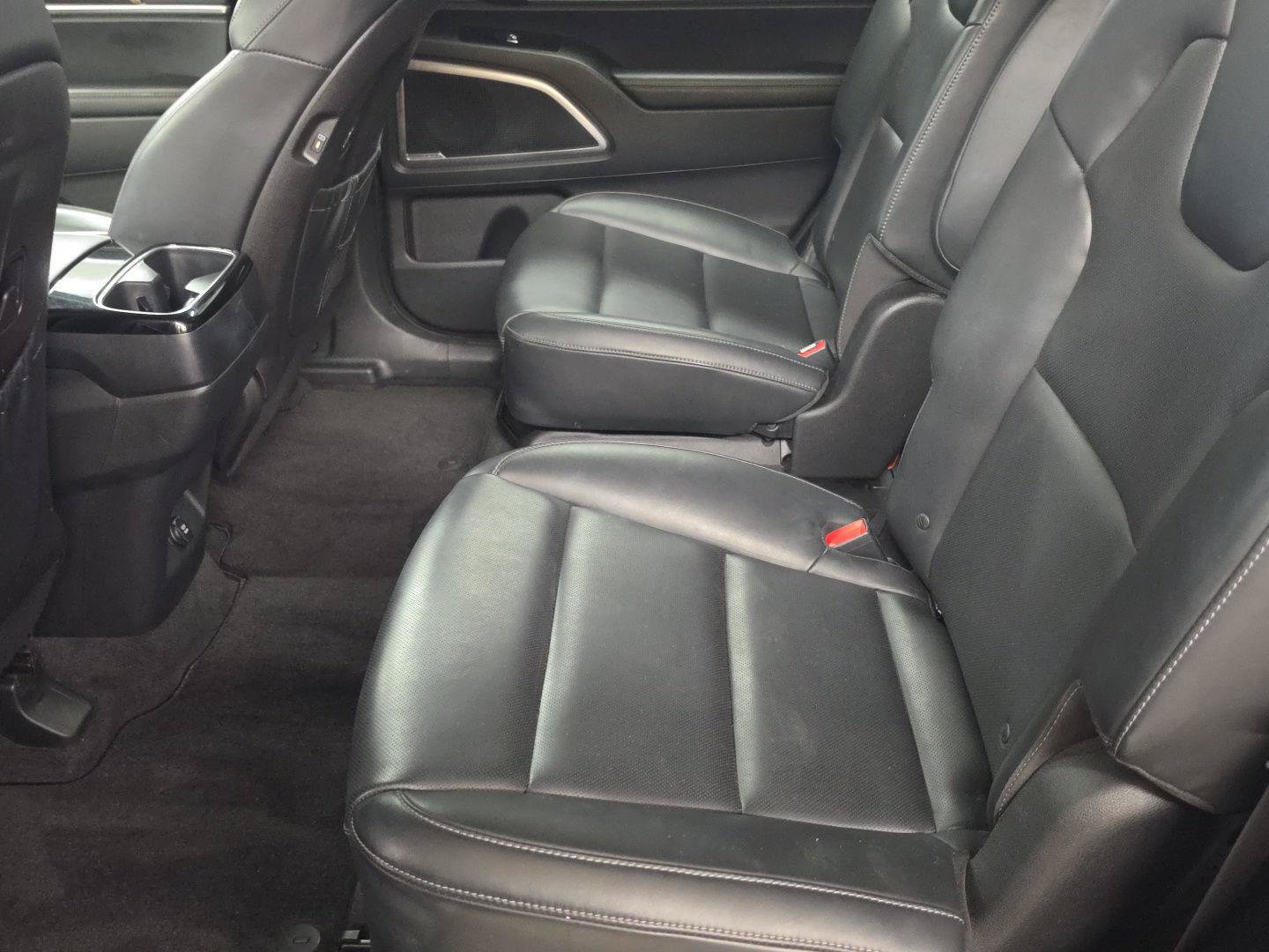 Used 2025 Kia Telluride S AWD/4WD image 7