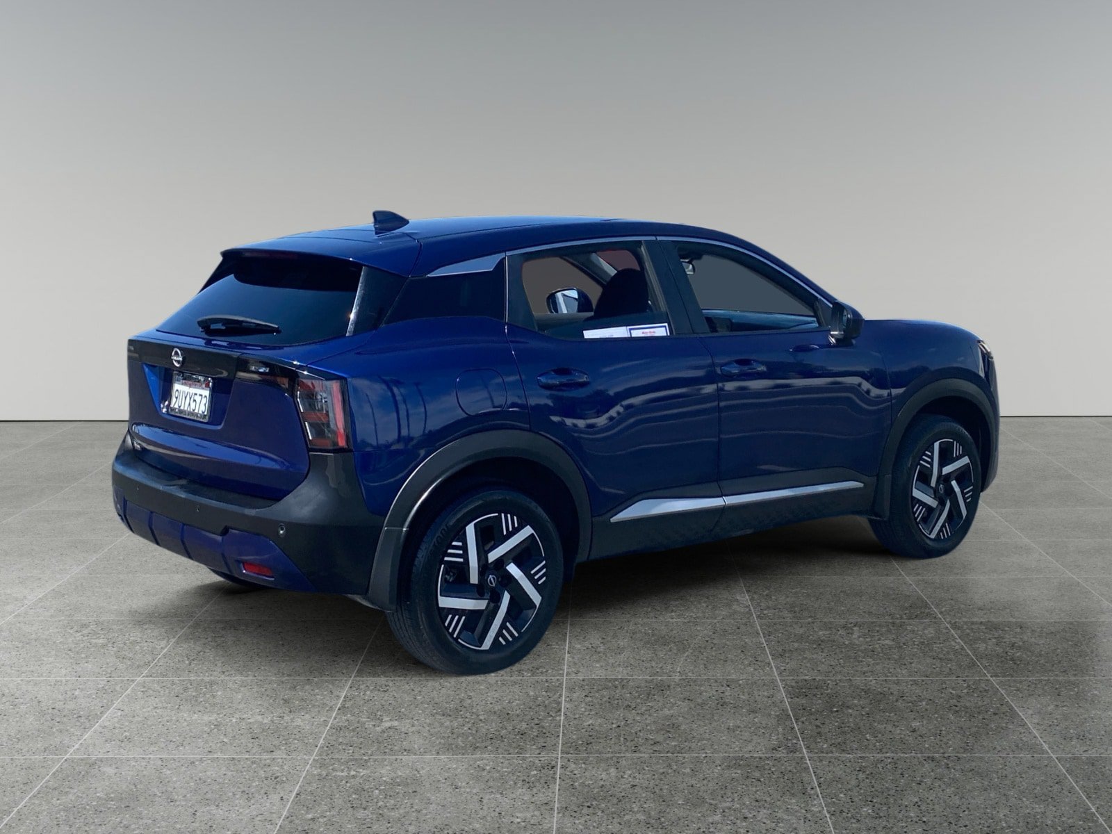 Used 2025 Nissan Kicks SV FWD image 5