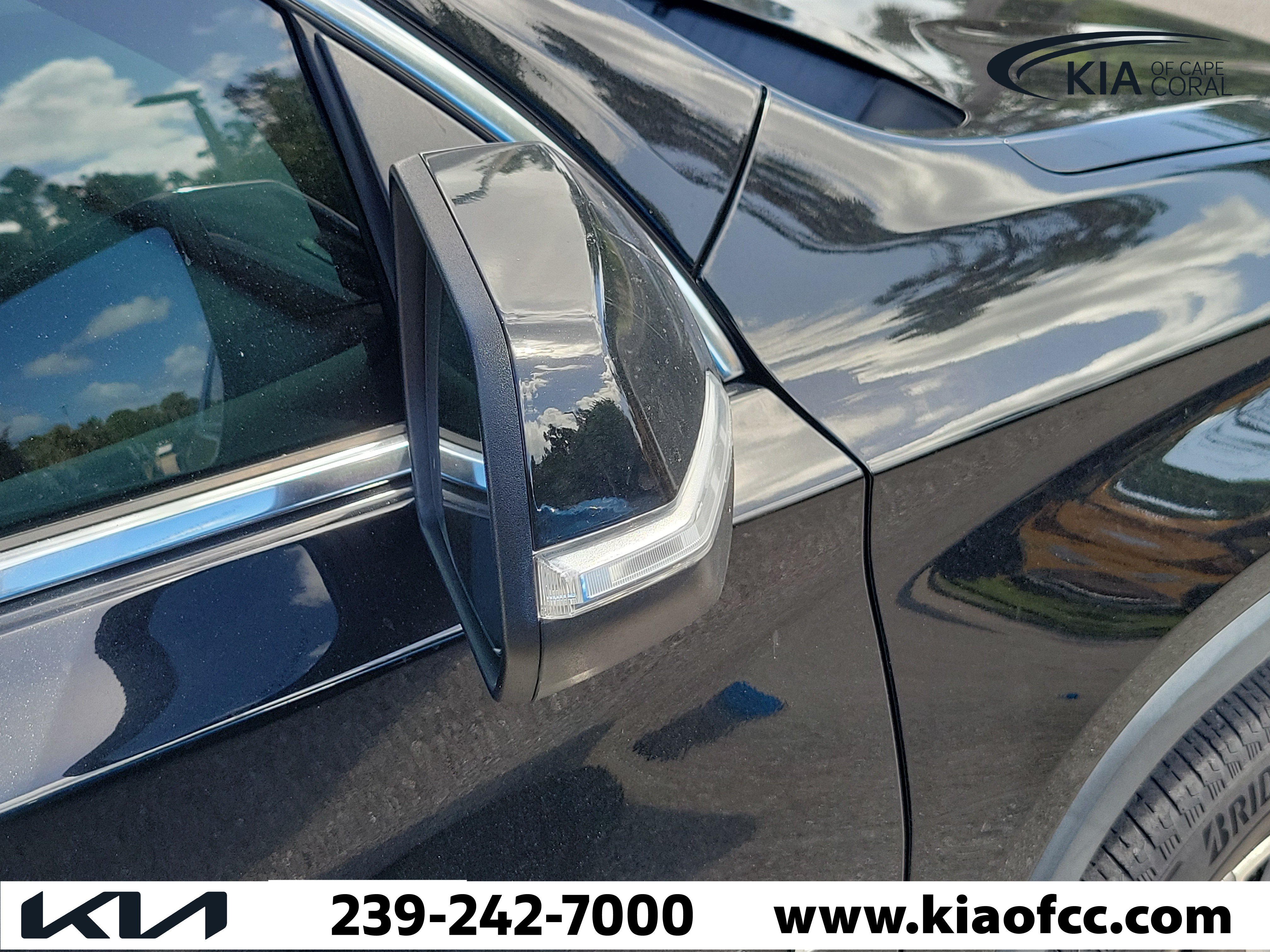 Used 2022 Chevrolet Traverse LT FWD image 6