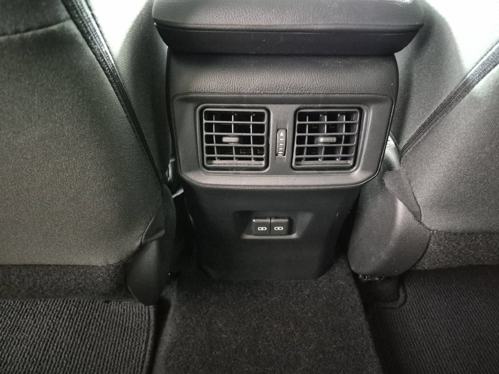 Used 2024 Toyota RAV4 XLE w/ Convenience Package FWD image 23