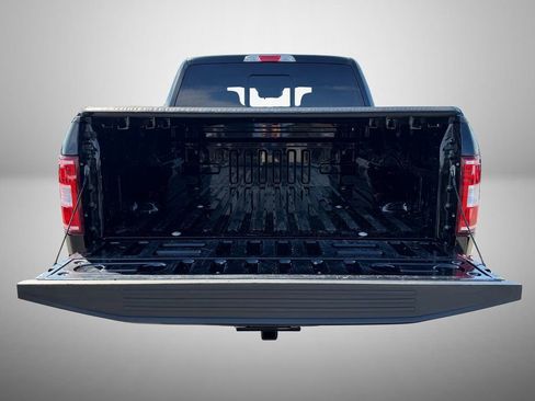 Used 2018 Ford F150 XLT w/ Equipment Group 302A Luxury image 8