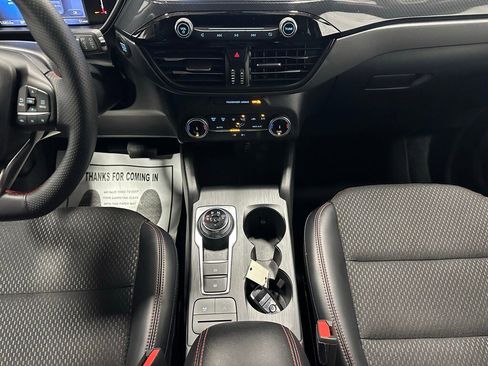 Used 2025 Ford Escape ST-Line image 33