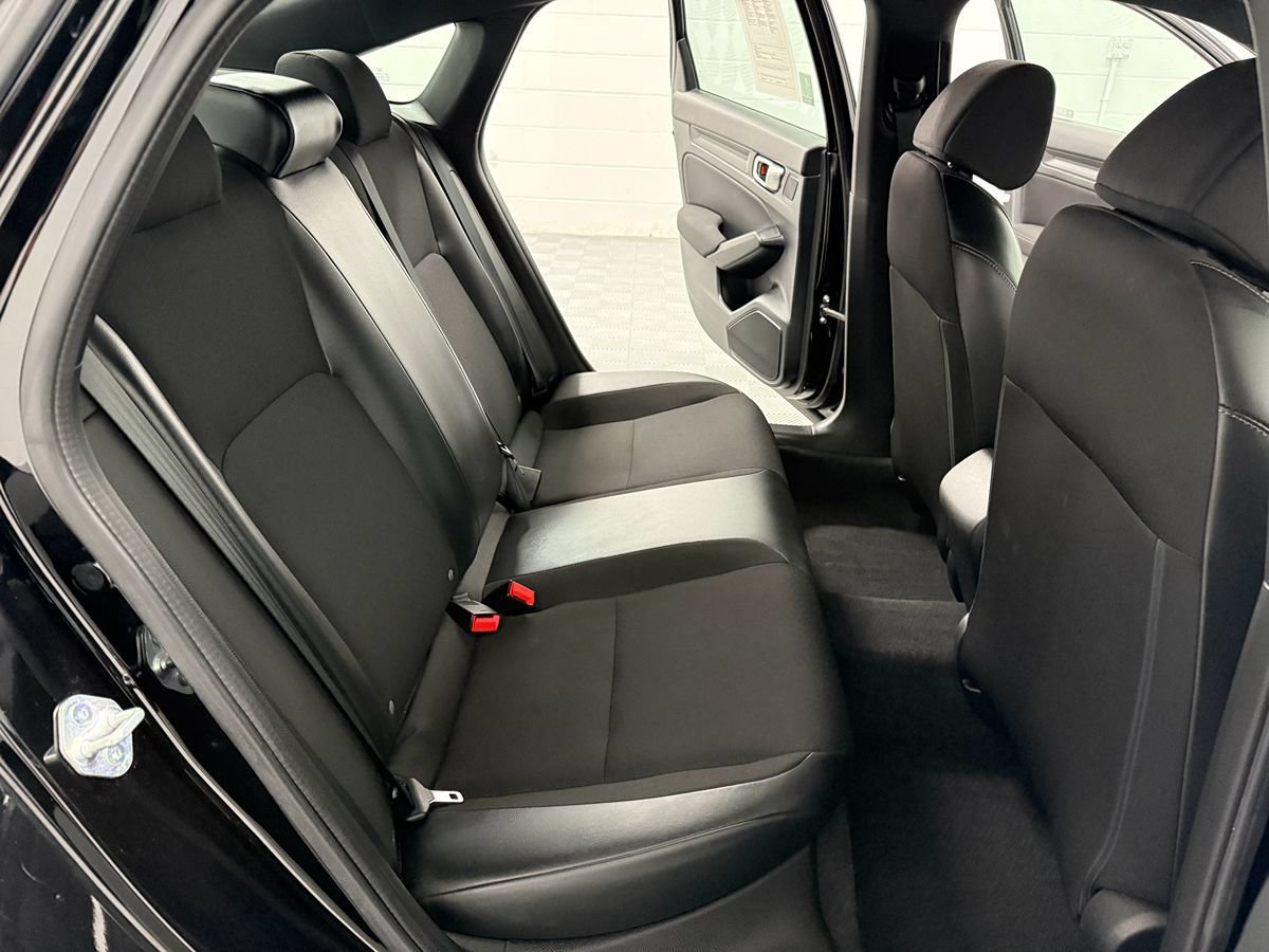 Used 2023 Honda Civic Sport image 12