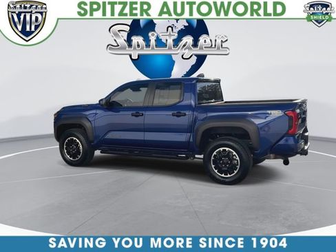 Used 2025 Toyota Tacoma TRD Off-Road AWD/4WD image 7