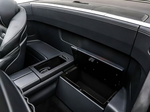 Used 2013 Mercedes-Benz SL 63 AMG w/ Premium Pkg image 8