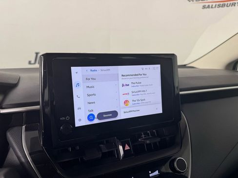 Used 2025 Toyota Corolla LE image 15