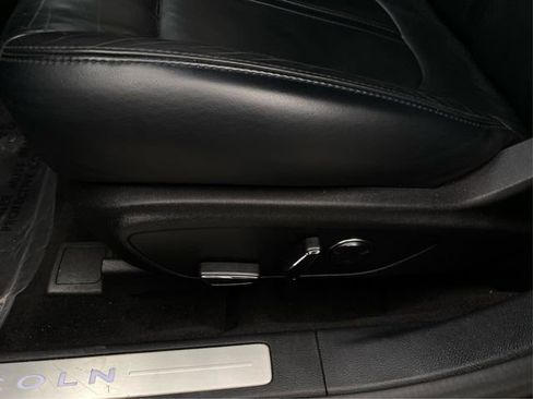 Used 2017 Lincoln MKZ Select w/ Select Plus Package AWD/4WD image 24