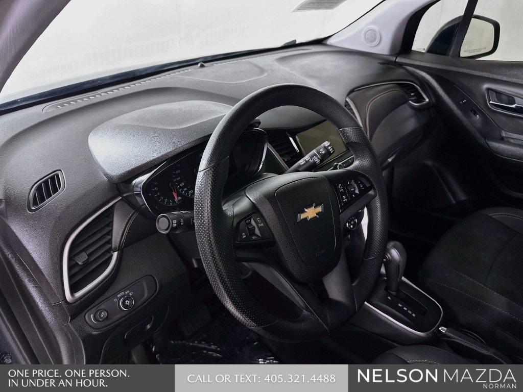 Used 2018 Chevrolet Trax LS w/ Fleet Convenience Package FWD image 10