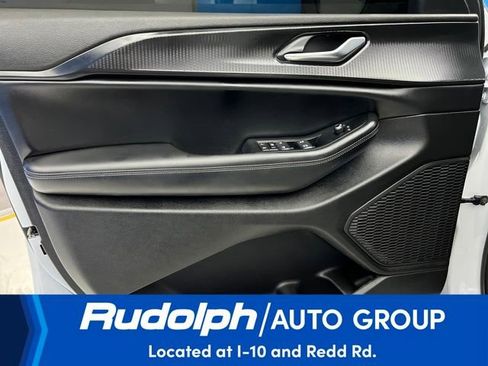 Used 2024 Jeep Grand Cherokee L Laredo w/ Luxury Tech Group I image 10