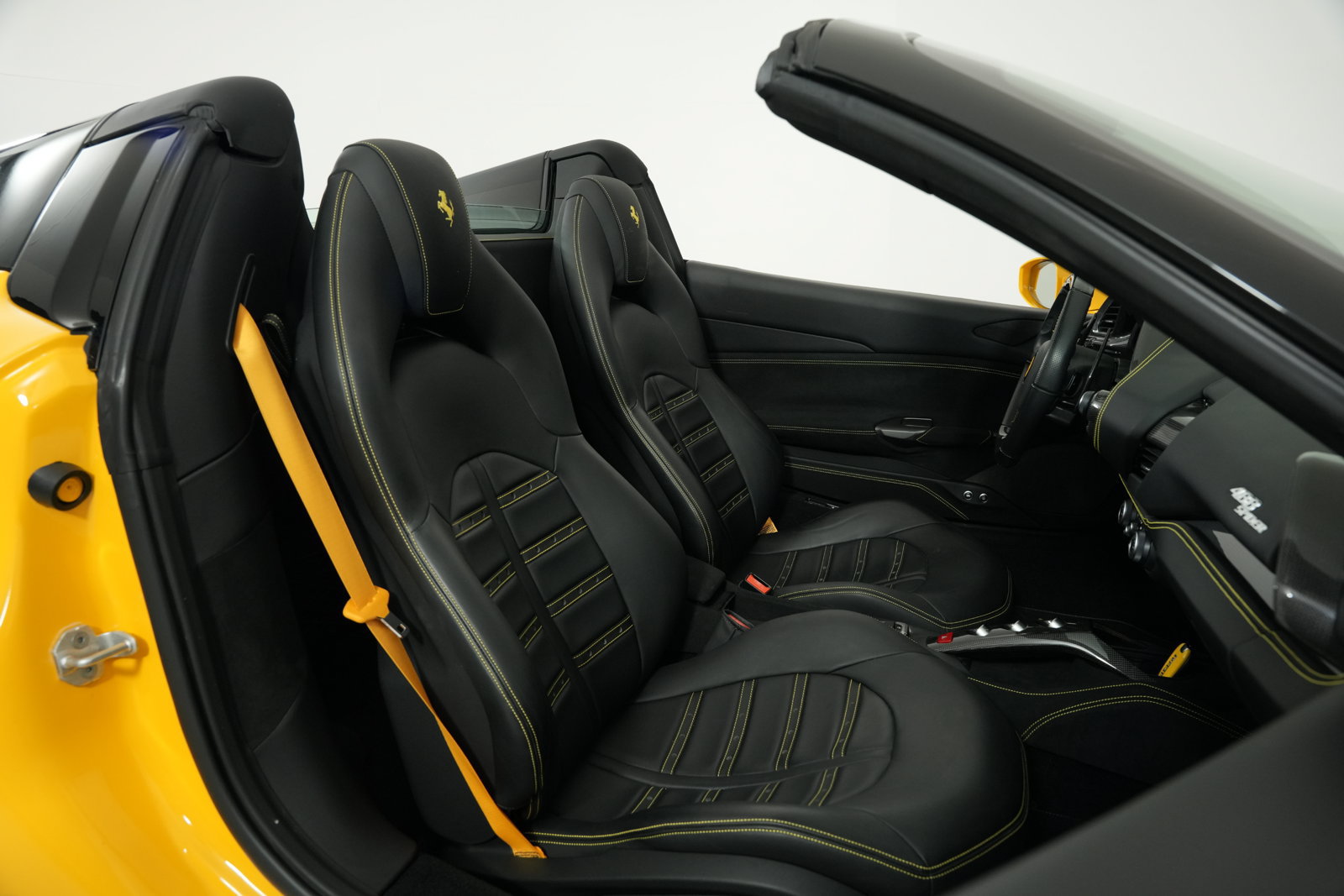 Certified 2018 Ferrari 488 Spider RWD image 43
