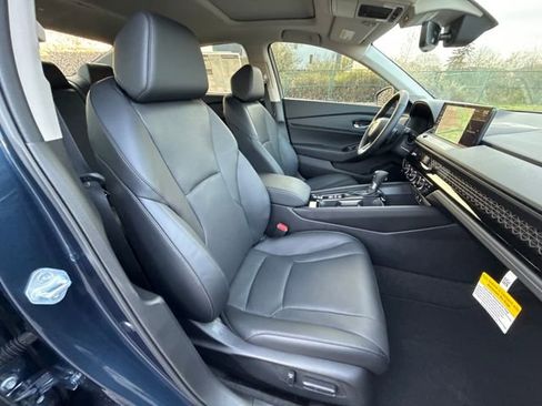 New 2025 Honda Accord Touring image 9