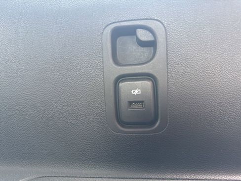 Used 2020 Buick Enclave Preferred w/ LPO, Floor Liner Package image 31