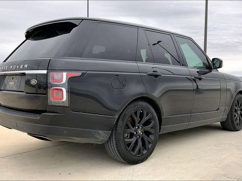 Used 2018 Land Rover Range Rover Supercharged image 4